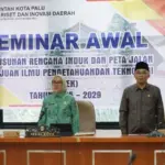 Sekot Palu, Irmayanti (kedua kiri) pada pembukaan semianr awal pemajuan Iptek di Palu, Kamis (31/7/2025). (©Prokopim Setda Kota Palu)