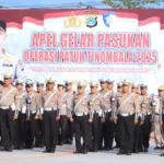 Gelar pasukan Operasi Patuh TInombala 2025 di Mapolda Sulteng, Senin (14/7/2025). (Foto: Humas Polda Sulteng)