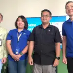 Dari kiri ke kanan: Kabag Edukasi dan Perlindungan Konsumen OJK Sulteng Budi Hambani, Area Manager BFI Finance Sektor Sulut, Gorontalo & Sulteng Fransiska Kusuma Dewi, Kepala OJK Sulteng Bonny Hardi Putra, dan General Manager BFI Finance Region Sulawesi Sastero Wijaya Gunawan pada Medi Gathering di Palu, Jumat (22/8/2025). (©BFI FInance)