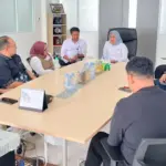 Komisioner KPID Sulteng pad akunjungan ke RRI Palu, Senin (11/8/2025). (©KPID Sutleng)