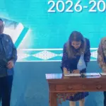 Kepala Perwakilan PBB di Indonesia, Gita Sabharwal, dan Menteri Perencanaan Pembangunan Nasional/Kepala Bappenas, Rachmat Pambudy, menandatangani Indonesia–United Nations Sustainable Development Cooperation Framework (UNSDCF) 2026–2030, di Jakarta, 13 Agustus 2025. (©UNIC Indonesia)