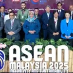 Wali Kota Palu, Hadianto Rasyid (tengah belakang) pada ASEAN Governors and Mayors Forum (AGMF) di Kuala Lumpur, Malaysia, Rabu (13/8/2025). (©Prokopim Setda Kota Palu/Qadri)