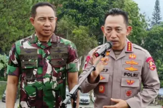 Kapolri Jend Pol Listyo Sigit Prabowo bersama Panglima TNI Jend TNI Agus Subyanto di Sentul, Sabtu (30/8/2025). (©Humas Mabes Polri)