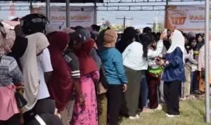 Wawali Palu Buka Pasar Murah dan Panen Simbolis Produk Petani Lokal