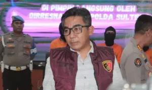 Wanita 43 Tahun Ditangkap dengan 33 Paket Sabu Seberat 7,7 Gram