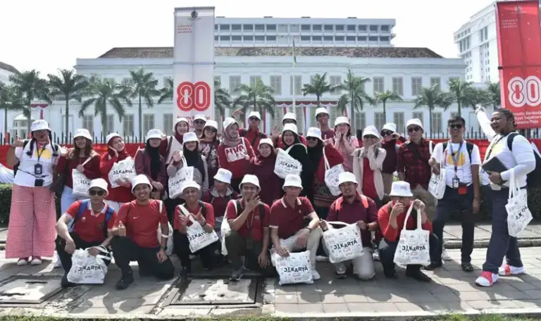 Program Jejak Semangat Indonesia mengajak masyarakat menyusuri jejak sejarah kemerdekaan di berbagai kota melalui tur edukatif dan aktivitas interaktif di MyTelkomsel, sekaligus merayakan 80 tahun kemerdekaan RI.(©Telkomsel)