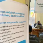 Warga menyampaikan aduan di posko pengaduan di Towuti, Luwu Timur, Sulsel. (©PT Vale Indonesia)