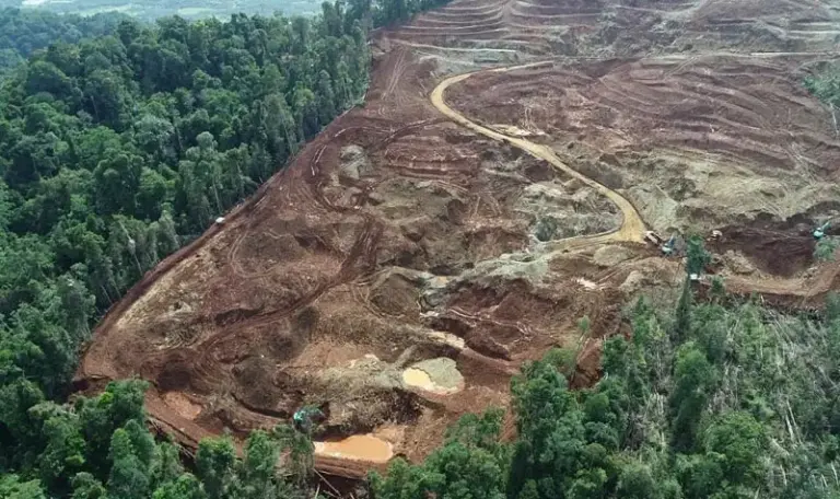 Penampakan salah satu lokasi penambangan di Morowali Utara. (©DPRD Sutleng)