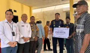 80 Nelayan Banawa Selatan Terima Pas Kecil dan Jaket Pelampung