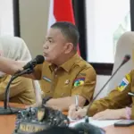 Wali Kota Palu memimpin rapat penanganan stunting yang naik di Palu, Senin (22/9/2025). (©Prokopim Setda Kota Palu/Iwan)