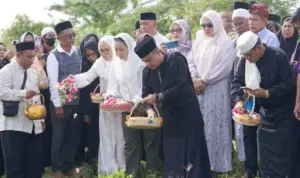 Wali Kota Palu Pimpin Ziarah Korban Bencana 28 September 2018