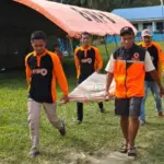 Relawan Destana praktik penanganan korban pada pelatihan SAR di Desa Balean, Banggai, Sabtu (20/9/2025). (©Basarnas Palu)