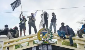 Aksi Demonstrasi di DPRD Sulteng Berlangsung Damai