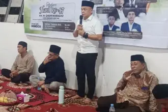 Wali Kota Palu, Hadianto Rasyid menyampaikan sambutan pada haul ke-47 KH. M. Qasim Maragau di Palu, Minggu (7/9/2025). (©Prokopim Setda Kota Palu/yuspi_