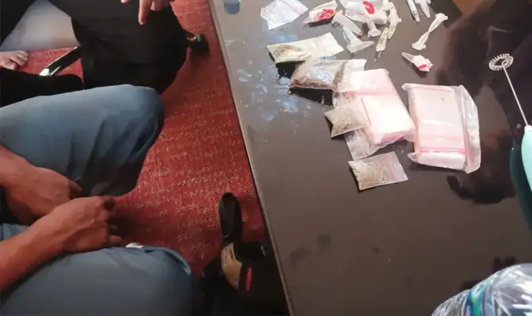 Barang bukti yang diduga ganja ternyata setelah diperiksa negatif atau tidak mengandung zat narkotika. (©Humas Polresta Palu)