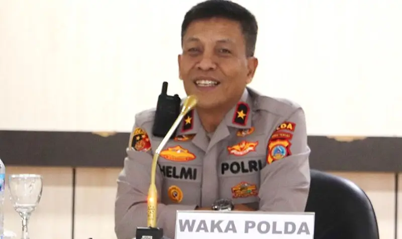 Wakapolda Sulteng, Brigjen Pol Helmi Kwarta Kusuma Putra Rauf pada pembekalan siswa SPN, Rabu (3/9/2025). (©Humas Polda Sulteng)