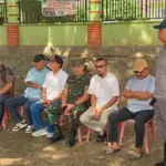 Asisten Pemerintahan dan Kesra Sekda Kota Palu Usman saat meninjau salah satu titik lokasi MTQ XXVIII di Ulujadi, Jumat (10/10/2025). (© Prokopim Setd aKota Palu/Iwan)