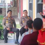 Suasana FGD bertema "Terorisme Musuh Kita Bersama" ysng digelar Divisi Humas Polri melalui Tim Subsatgas Banops Humas Polri di Sigi, Senin (13/10/2025). (© Humas Polda Sulteng)