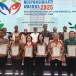 Para perwakilan perusahaan yang mendapatkan penghargaan Bisnis Indonesia CSR Awards (BISRA) 2025 di Jakarta, Selasa (30/9/2025). (© Pt Vale Indonesia)