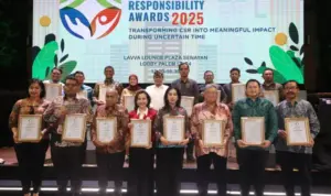 Para perwakilan perusahaan yang mendapatkan penghargaan Bisnis Indonesia CSR Awards (BISRA) 2025 di Jakarta, Selasa (30/9/2025). (© Pt Vale Indonesia)