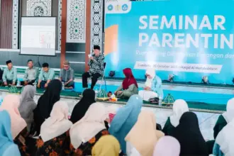 Suasana semianr parenting oleh Pt Vale Indonesia di Morowali, Sabtu (4/10/2025). (© PT Vale Indonesia)