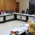 Rapat Fasilitasi Harmonisasi Ranperbup Poso di Aula Kebangsaan Kanwil Kemenkum Sulteng, Kamis (30/10/2025). (©Kemenkum Sulteng)