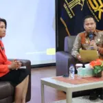Kakanwil Kemenkum Sulteng, Rakhmat Rinaldy pad adiskusi implementasi pendaftaran merek di palu, Kamis (23/10/2025). (©Kemenkum Sulteng)