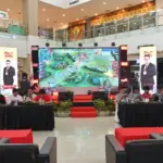 Sejumlah peserta ada kemampuan pad akoompetisi e-sport dalam rangkaian Bulan Inklusi Keuangan oleh OJK Sulteng di PGM, Sabtu (25/10/2025). (©bmzIMAGES/basri marzuki)