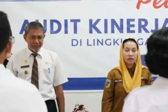 Wawali Imelda Liliana Muhidin pada pembukaan Pelatihan Audit Berbasis Kinerja di Aula BPKP Sulteng, Senin (13/10/2025). (© Prokopim Setda Kota Palu/Jufri)