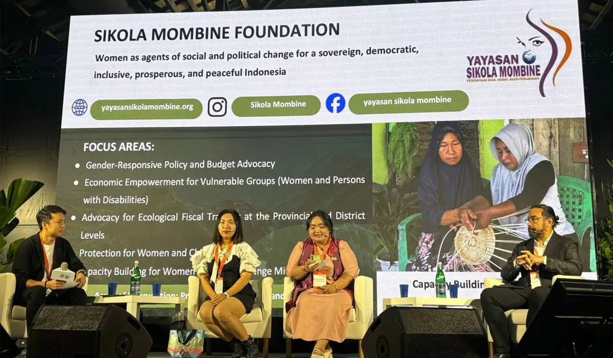 Utusan Yayasan Sikola Mombine, Wulan Trisya Lembonunu (kedua kanan) pada Social Enterprise World Forum (SEWF) 2025 di Songshan Cultural and Creative Park, Taipei, Taiwan, 29-31 Oktober 2025. (©Sikola Mombine)
