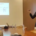 Pemimpin Wilayah BEI Sulteng, Putri Irnawati memaparkan kinerja BEI SUlteng pad aMedia Gathering di Palu, Kamis (27/11/2025). (©bmzIMAGES/Basri Marzuki)