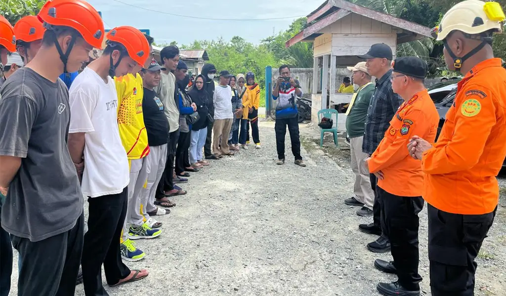 Pelatihan Desa Tangguh Bencana di Luwuk, Sabtu (22/11/2025). (©Basarnas Palu)