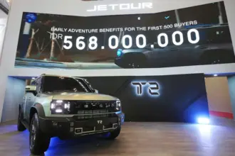 Jetour T2 pad apeluncurannya di GJAW 2025. (©Jetour)