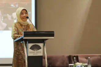 Ketua Komnas Perempuan, Maria Ulfah Anshor. (©UNDP Indonesia)