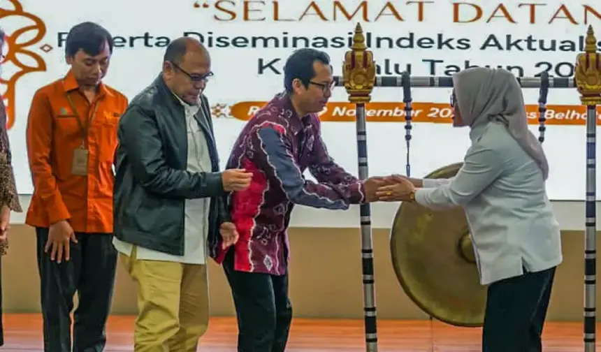 Sekkot Palu Irmayanti pada pembukaan Diseminasi Indfeks Aktual Pancasila di Palu, Rabu (19/11/2025). (©Prokopim Setda Kota Palu/Jufri)