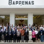 Foto bersama para peserta ASEAN Regional Workshop on Blue Carbon and Finance Profiling di Jakarta, Kamis (27/11/2025). (©UNDP Indonesia)