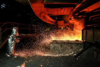 Ilustrasi pengolahan bijih nikel dalam tanur furnance. (©PT Vale Indonesia)