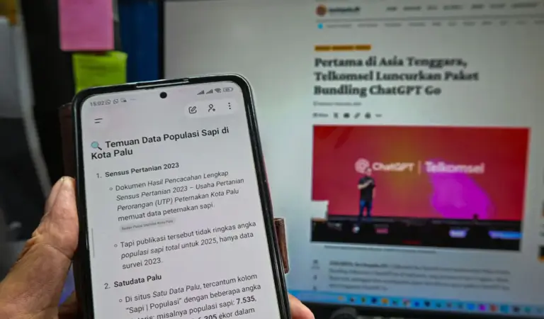 Afdhal, jurnalis media lokal yang memanfaatkan AI paket bundling Telkomsel untuk mendapatkan data populasi ternak sapi di Kota Palu. (©bmzIMAGES/Basri Marzuki)
