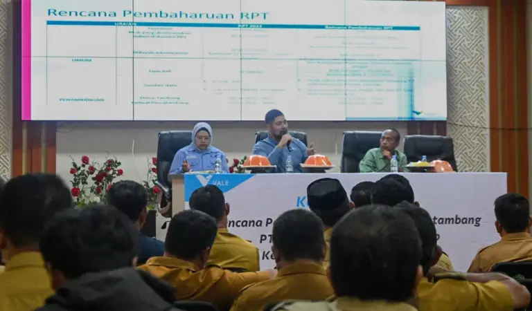 Pemaparan rencana pembaharuan dokumen pascatambang di Blok Sorowako oleh PT Vale Indonesia di Luwu Timur, Selasa (25/11/2025). (©PT Vale Indonesia)