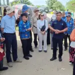 Wali KOta Hadianto bersama rombongan GIZ di TPA Kawatuna, Senin (1/12/2025). (©Prokopim Setda Kota Palu/Jufri)