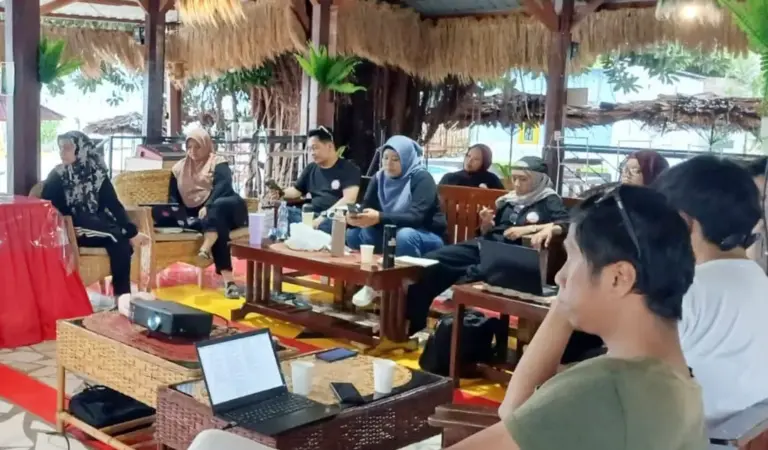 Suasana renstra KPKST di DOnggala, Jumat (27/12/2025). (©KPKPST)