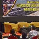 Wawali Imelda pada pembukaan seminar kelayakan elevated road untuk UMKM berbasis wsiata di palu, Kamis (4/12/2025). (©Prokopim Setda Kota Palu/Imron)