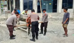 Polsek Lore Utara Gelar Bakti Religi Bantu Pembangunan Masjid