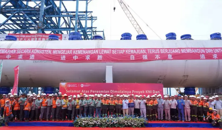 Seremonial penerimaan dua unit autoclave pertama untuk Proyek High-Pressure Acid Leaching (HPAL) Pomalaa, IGP Pomalaa. (©PT Vale Indonesia)