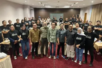 Foto bersama usai pembukaan Pelatihan urnalistik Lingkungan oleh AMSI Sulteng di Palu, Kamis (8/1/2026). (©AMSI Sulteng)