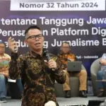 Ketua KTP2JB Suprapto Sastro Atmojo memberi penjelasa tentang Perpres Nomor 32 Tahun 2024. (©rm.id)