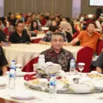 Wali Kota Palu Hadianto Rasyid (tengah) bersama pejabat lama Kapolresta Kombes Pol Deny Abrahams (kiri) dan pejabat baru Kombes Pol Hari Rosena (kanan). (©Prokopim Setda Kota Palu/Jufri)