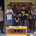Perampok setelah dibekuk warga dan diserahkan ke polisi, Minggu (18/1/2026). (©Humas Polresta Palu)