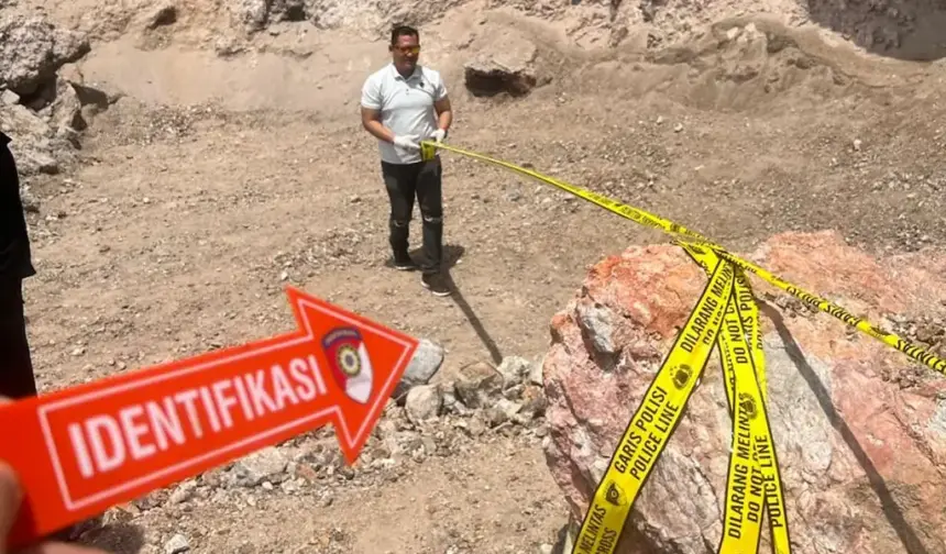 Olah TKP penambang yang jatuh dari tebing di Poboya, Sabtu (24/1/2026). (©Humas Polresta Palu)