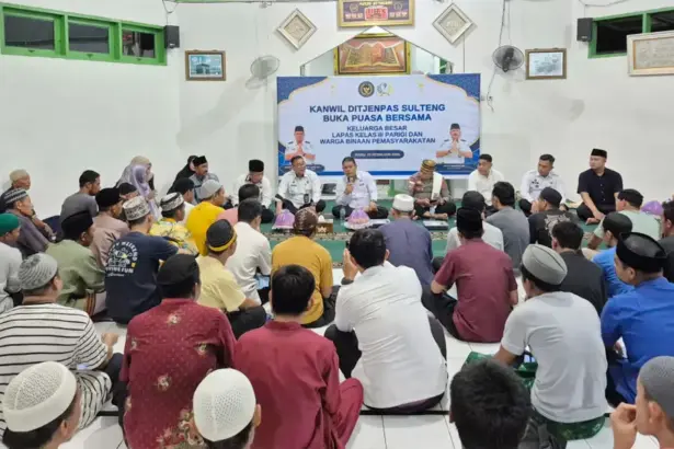 Buka puasa bersama warga binaan di Lapas Parigi, Rabu (25/2/2026). (©Humas Ditjenpas Sutleng)